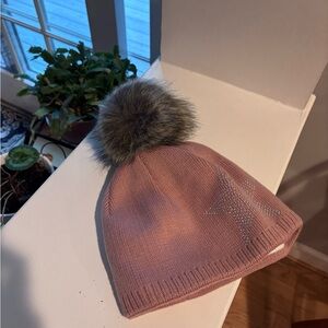 VL Von Lamezan Beanie Pink/Rose With Glitter Stones